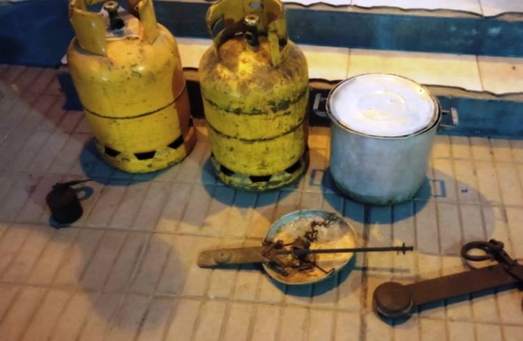 VILLA ÁNGELA: LO DEJO A SU NIETO AL CUIDADO DE SU CASA CUANDO REGRESO ESTE VENDIÓ VARIOS ELEMENTOS