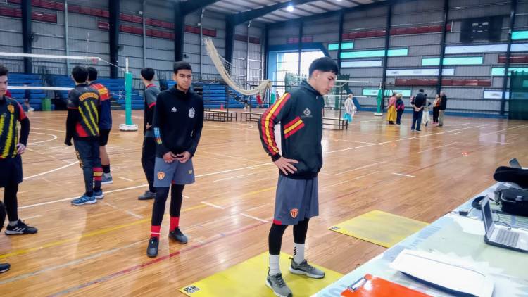 EL INSTITUTO DEL DEPORTE CHAQUEÑO REALIZÓ TESTEOS FÍSICOS AL PLANTEL DE SARMIENTO