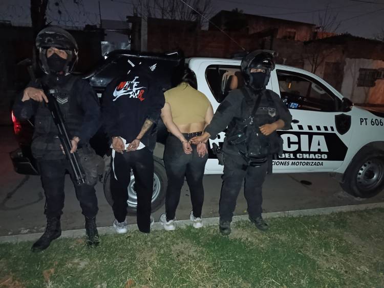 DETIENEN A PAREJA CON DROGA Y UN ARMA DE FUEGO