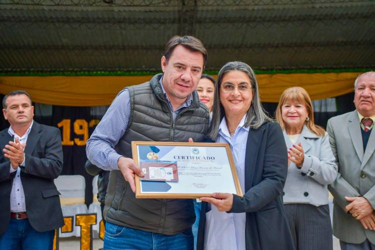 EL GOBIERNO PROVINCIAL ACOMPAÑÓ EL ANIVERSARIO 86 DE CIERVO PETISO