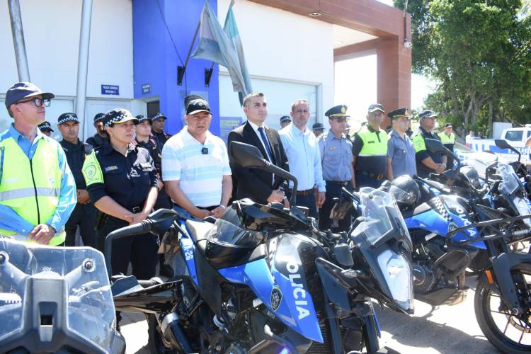 SE LANZÓ EL OPERATIVO REGIONAL “VACACIONES SEGURAS” PARA GARANTIZAR MAYOR CONTROL Y SEGURIDAD EN LAS RUTAS DEL NEA 