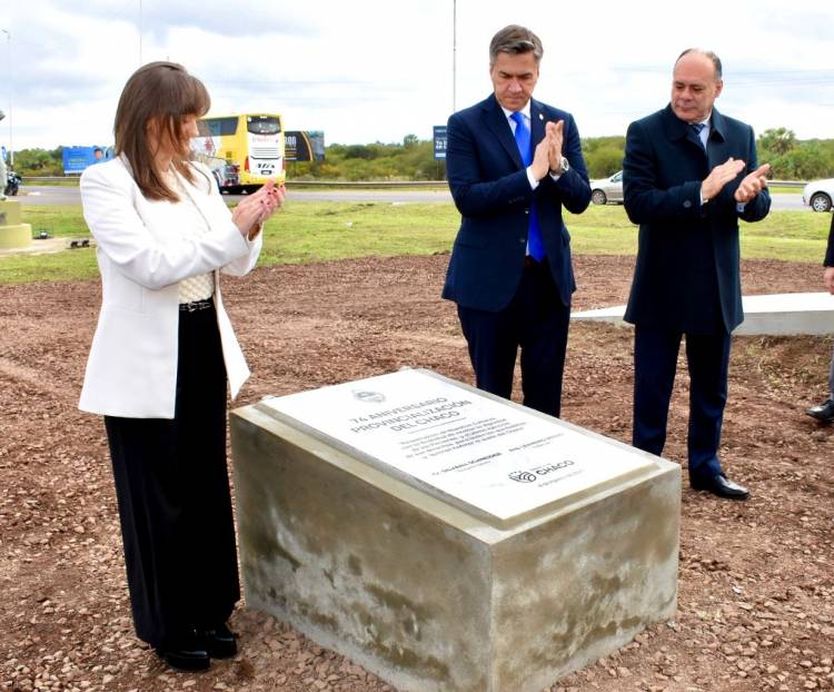 EL GOBERNADOR ZDERO ENCABEZÓ EL 74º ANIVERSARIO DE LA PROVINCIALIZACIÓN DEL CHACO
